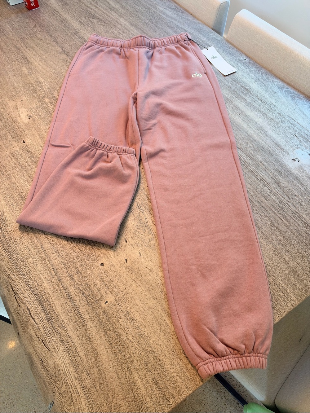 ALO Smoky Quartz Accolade Cozy Jogger - Relaxed Fit